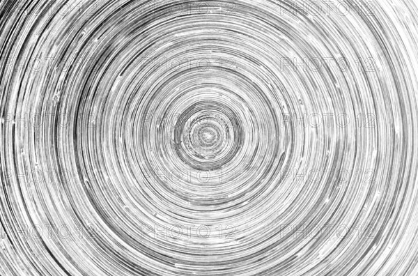 Grunge concentric circles pattern. Gray abstract pattern background. Concentric circle background. Circular halftone