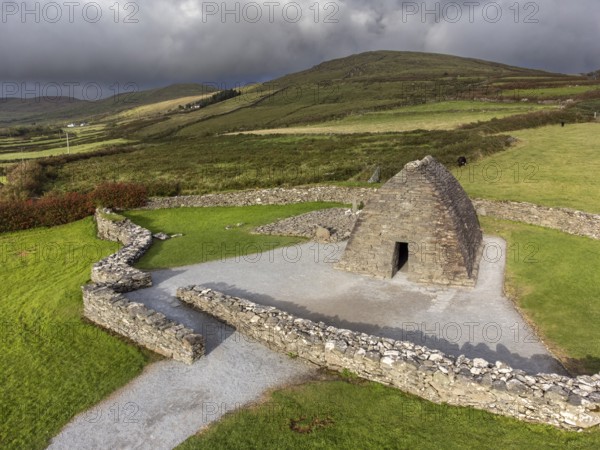 Gallarus Oratory aerial view (Séipéilín Ghallarais), early Christian church, Dingle Peninsula, County Kerry, Ireland, United Kingdom, Europe