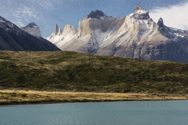 Cuernos del Paine, 2600 metros, trekking W, Parque nacional Torres del Paine, Sistema Nacional de Áreas Silvestres Protegidas del Estado de Chile.Patagonia, República de Chile, América del Sur