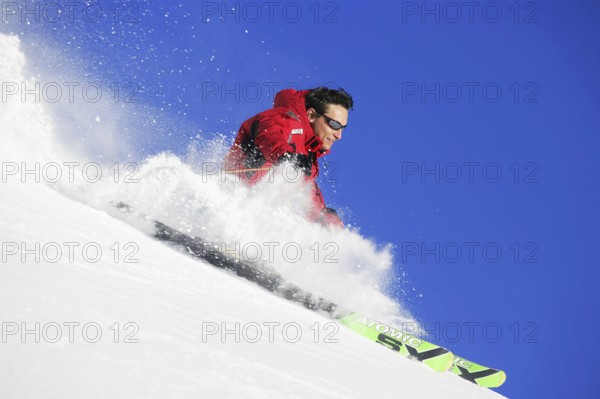 Skier in action, man, 35, 40, years