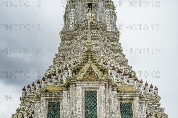 Wat Pole Han Temple (Thailand Bangkok). Shooting Location: Bangkok, Thailand, Asia