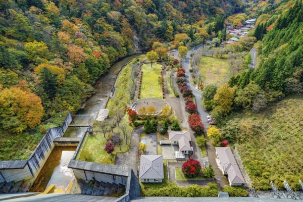 Autumn leaves of the 4 million dam. Shooting Location: Gunma Prefecture