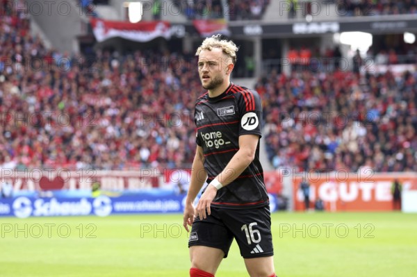Benedict Hollerbach (1. FC Union Berlin) at the match of the 1. FBL: 24-25: 27. Sptg. SC Freiburg - 1. FC Union Berlin DFL REGULATES PROHIBIT ANY USE OF PHOTOGRAPHS AS IMAGE SEQUENCES AND/OR QUASI-VIDEOthen Photo: Joachim Hahne/johapress, Freiburg, Germany / Germany