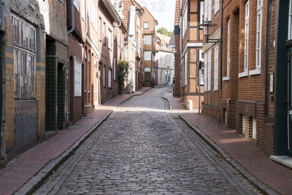 Narrow alley, Stade, Lower Saxony, Germany, Europe