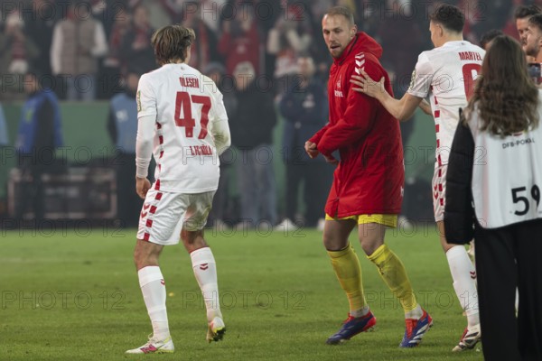BEAUTIFUL SPORTS/ (DFL/DFB REGULATIONS PROHIBIT ANY USE OF PHOTOGRAPHS AS IMAGE SEQUENCES AND/OR QUASI-VIDEO) Cologne, RheinEnergieStadion, North Rhine-Westphalia, lap of honour after victory in front of the south curve, DFB-Pokal 1.FC Köln, Hertha BSC on 04.12.2024 at RheinEnergieStadion in Cologne Germany