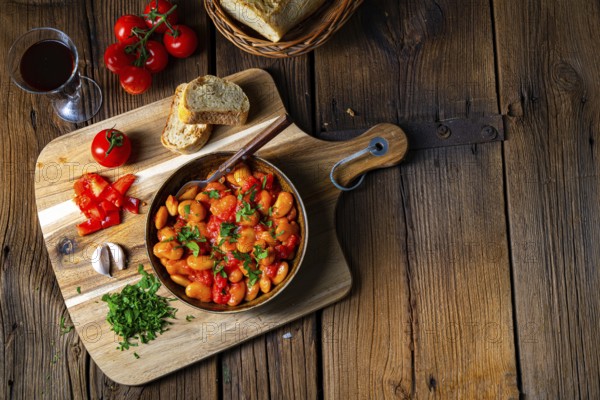 Rustic giant beans with fresh tomato sauce