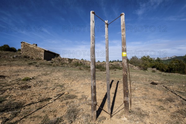 Melchor refuge, Sierra de Santo Domingo protected landscape, Biel, Cinco Villas, Aragon, Spain, Europe