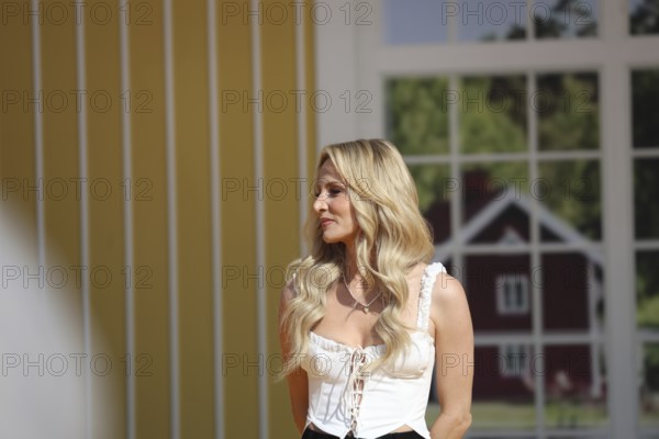 Melissa Naschenweng (singer / artist) in the ARD TV programme Immer wieder sonntags, Rust, Germany / Germany