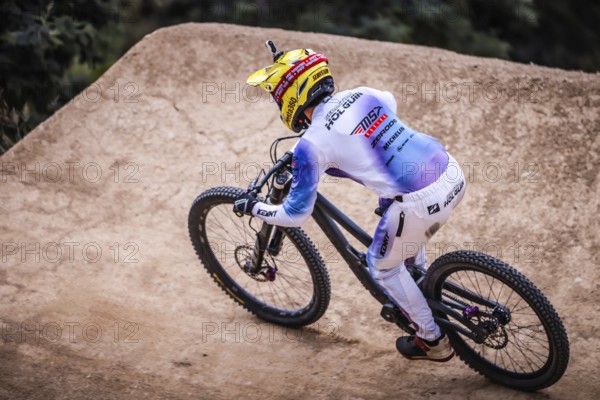 MAYDENA, AUSTRALIA - FEBRUARY 08: Sebastian HOLGUIN of Colombia competes in the finals of Red Bull Hardline Tasmania on February 8, 2025 in Maydena, Australia, Oceania