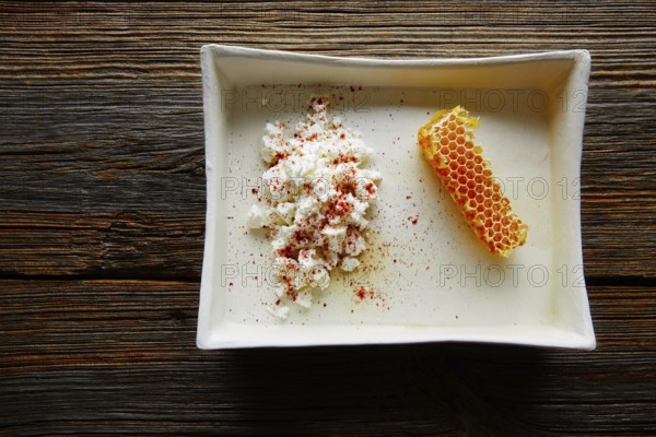 Cottage cheese curd with Honey honeycomb dessert