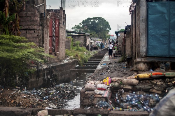 Kinshasa in between plastic waste, environment, waste, pollution, poverty, Kinshasa, Democratic Republic of the Congo, DR Congo