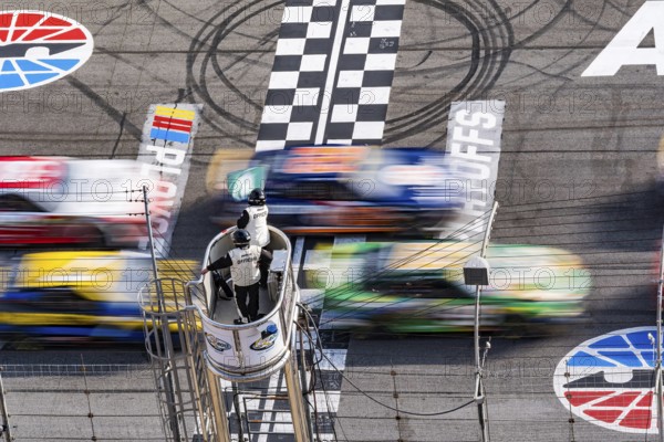 The Atlanta Motor Speeway plays host to the Quaker State 400 Available at Walmart in Hampton, GA, Hampton, United States of America