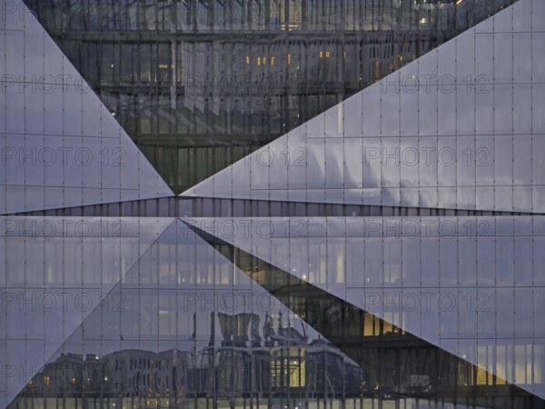 Marie-Elisabeth-Lüders-Haus on the Spree ? reflecting the Reichstag. Berlin, Germany, Europe