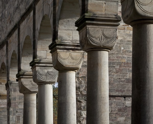 Paulinzella, monastery ruins. Main construction period 1105-24 since 16-17th century Ruin Capitals of the southern row of arcades, St., Sankt, Saint