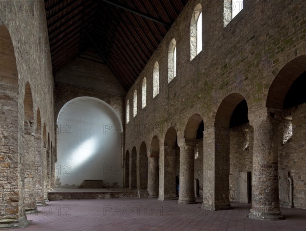 Leitzkau former monastery church 12th century interior facing east 86701