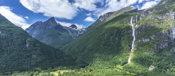 The Kjenndalsbreen is part of the Jostedalsbreen, one of the largest glaciers in Norway, and forms an impressive mountain landscape in Sande. The glacier Kjenndalsbreen in Norway is a beautiful place to travel to in summertime