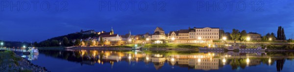 Pirna is a large district town and the administrative seat of the Sächsische Schweiz-Osterzgebirge district and the Pirna administrative community in the Free State of Saxony, Dresden administrative district. It is considered the gateway to Saxon Switzerland