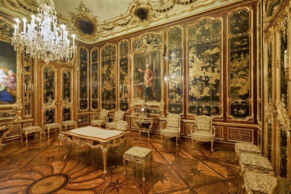 Schonbrunn Palace. Vienna Austria