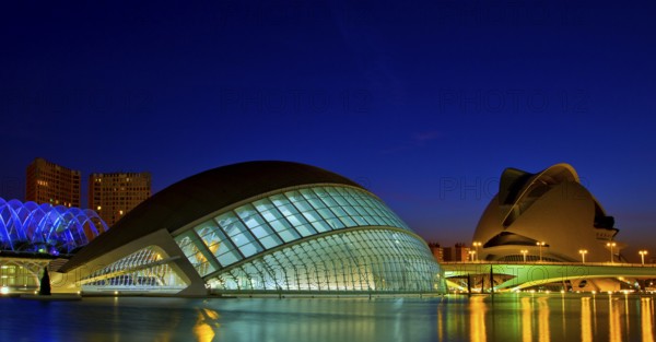 The Ciudad de las Artes y de las Ciencias is a science centre in Valencia. It was built between 1991 and 2006 and is located in the dry riverbed of the Río Turia. It was designed by the architect Santiago Calatrava and opened in July 1996