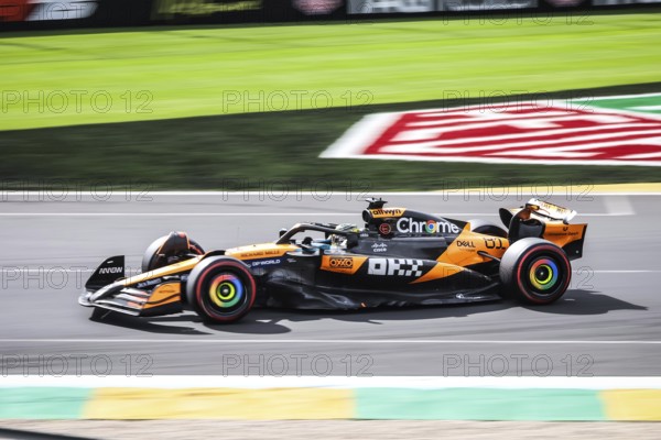 Lando Norris of Great Britain drives the McLaren Formula 1 Team MCL39 during qualifying at Albert Park in Melbourne, Australia, Oceania