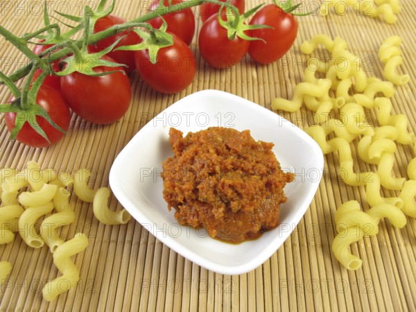 Pasta and rores pesto