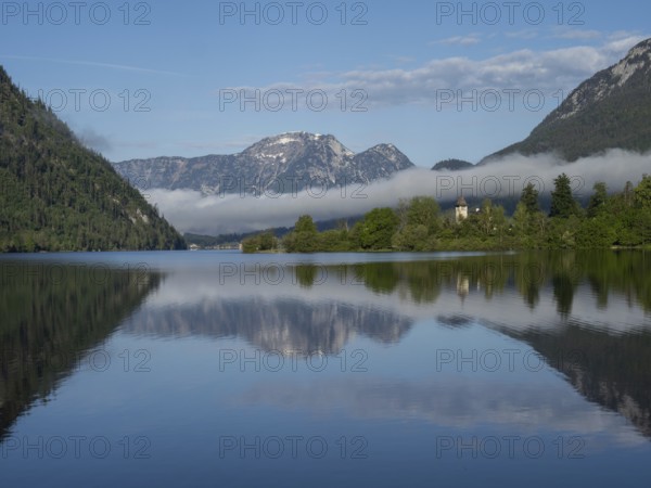 Morning atmosphere, reflection, early morning fog over the Grundlsee, panoramic shot, Salzkammergut, Styria, Austria, Europe