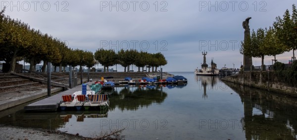 Boat hire in autumn in Constance on Lake Constance