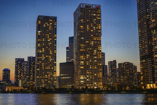 High-rise apartment group of Chuo-ku, Tokyo and evening. Shooting Location: Tokyo metropolitan area