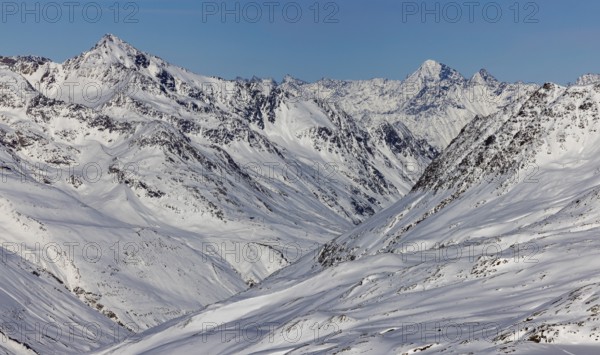 Ötztal Alps with Vernagt and Wildspitze, view from Grawandjoch, Schnalstal Valley, South Tyrol, Italy, Europe