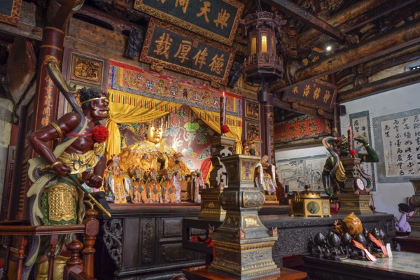 Main altar with statue of the goddess Mazu, Tainan Grand Mazu Temple, Yongfu Rd, West Central District, Tainan, Taiwan, Asia