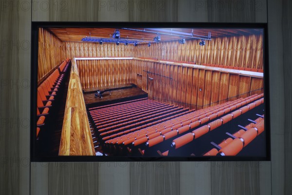 Würth Museum 2, interior view of an auditorium with wooden wall panelling and red seats, Carmen Würth Forum, Gaisbach, Künzelsau, Baden-Württemberg, Germany, Europe