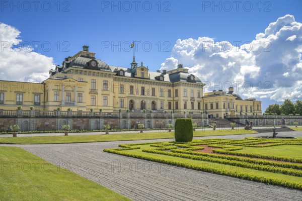 Castle park, garden side Drottningholm Castle, Ekerö municipality, Stockholms län province, Sweden, Europe