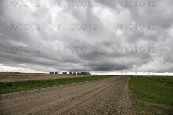 Prairie Storm Clouds Canada Saskatchewan Summer Warnings