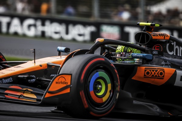 Lando Norris of Great Britain drives the McLaren Formula 1 Team MCL39 during qualifying at Albert Park in Melbourne, Australia, Oceania