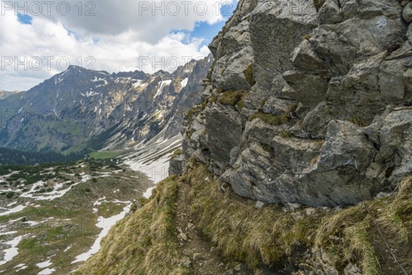 Entschenkopf crossing with a fantastic panoramic view of the Upper and Lower Gaisalpsee and the Allgau Alps