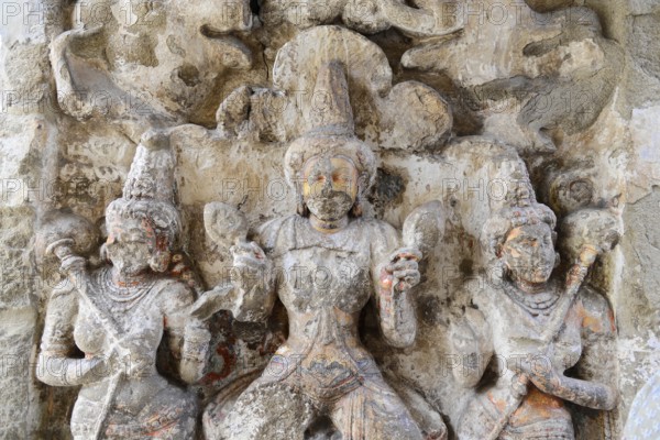 Vishnu Varadaraja Temple, Kanchipuram, Tamil Nadu, Detailed wall relief of three divine figures in a temple, Kanchipuram, Tamil Nadu, South India, India, Asia