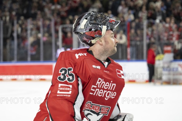 LanxessArena, Cologne, North Rhine-Westphalia, Julius Hudacek (Cologne Sharks, #35), PENNY DEL, Cologne Sharks- Fischtown Bremerhaven on 18/03/2025 at the LanxessArena in Cologne Germany