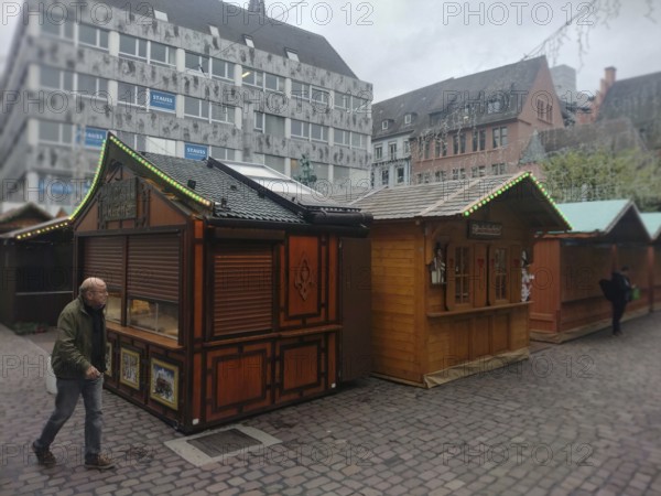Like here in Freiburg im Breisgau, the cities in Baden-Württemberg are gearing up for the upcoming Christmas markets. The first stalls have been set up in the Breisgau metropolis. The traditional Freiburg Christmas Market 2024 with seven locations in the city centre opens its doors on 21 November and runs until 23 December 2024, Freiburg, Germany / Germany
