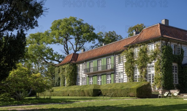 Manorial main building with garden, Ordrupgaard Art Museum, collection of Henny and Wilhelm Hansen, Ordrup, Charlottenlund, near Copenhagen, Denmark, Europe