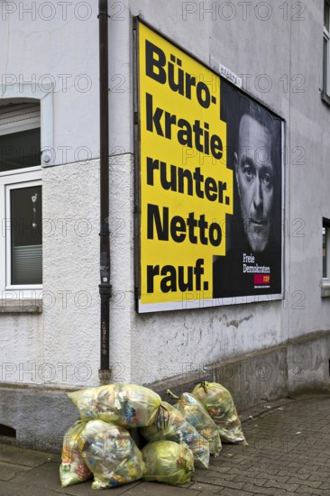 Large FDP election poster with Christian Lindner and the words Bürokatie runter. Net up, Bundestag election 2025, Witten, Germany, Europe
