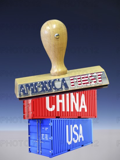 Symbolic image, free trade, USA, China, America first, Donald Trump, impending tariff, punitive tariff, multilateral negotiation, EU European Union, economic areas, capitalism, communism, treaties, conventions, nation states, agreements, international law, opponents, protectionism, liberalism, libertarian attitude, Asia