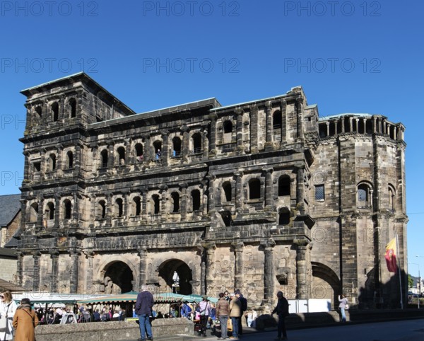 Porta Nigra on Porta Nigra Square. The building is part of the UNESCO World Heritage Roman Monuments, St Peter's Cathedral and Church of Our Lady in Trier. Old Town of Trier, Rhineland-Palatinate, Germany, Europe