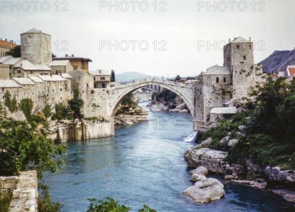 Stari Most, 'Old Bridge', Mostar Bridge, River Neretva, Mostar, Bosnia and Herzegovina, former Yugoslavia, Europe 1960, Europe