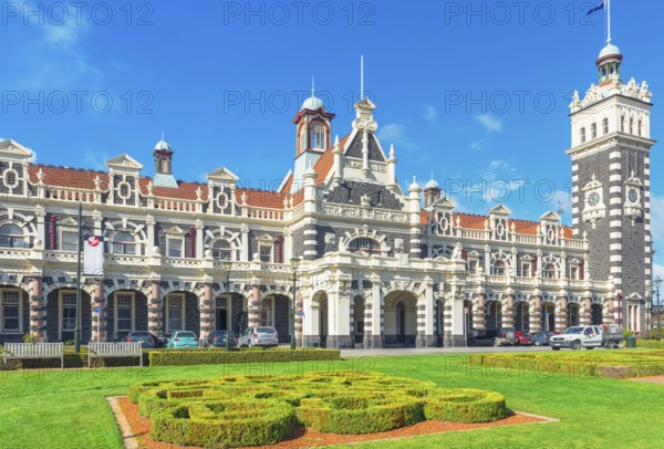 Dunedin Railway Station, Dunedin, Otago Region, South Island, New Zealand, Oceania