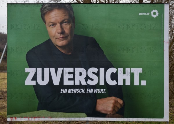 Large poster for the 2025 federal election by the Greens with Robert Habeck and the word Zuversicht, Witten, Ruhr area, Germany, Europe