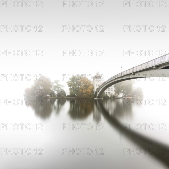 The Abbey Bridge connects Berlin Treptow Köpenick across the Spree with the Island of Youth