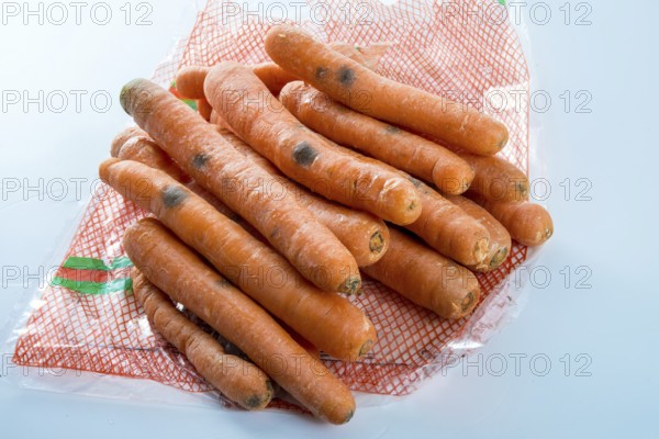 Rotten carrots