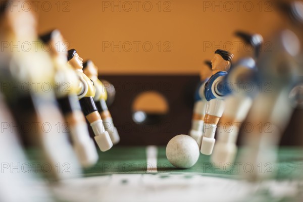 Football table - figurine players and ball