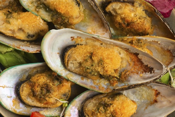 Homemade Baked Clams with Garlic and Parsley