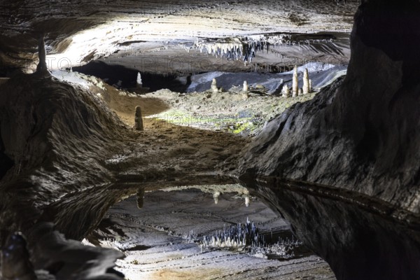 Pool of Reflections, stalactites reflected in a pool of water, stalactite cave, Ingleborough Cave, Clapham, Yorkshire Dales, England, Great Britain